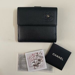 Chanel Wallet Camellia Black Lambskin